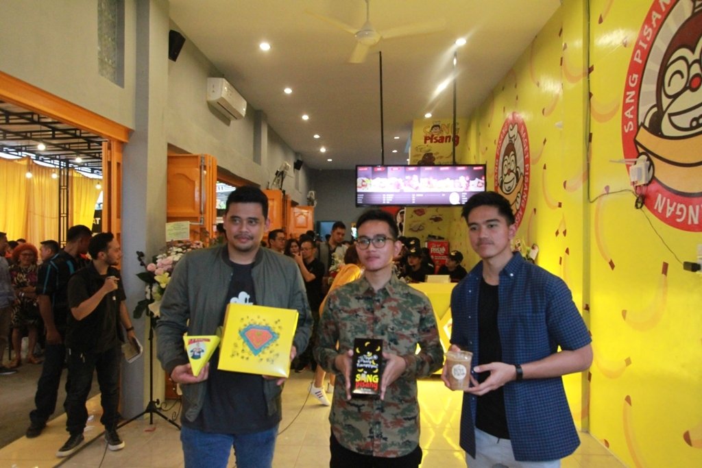 Anak Jokowi,  Buka Kopi Jolo