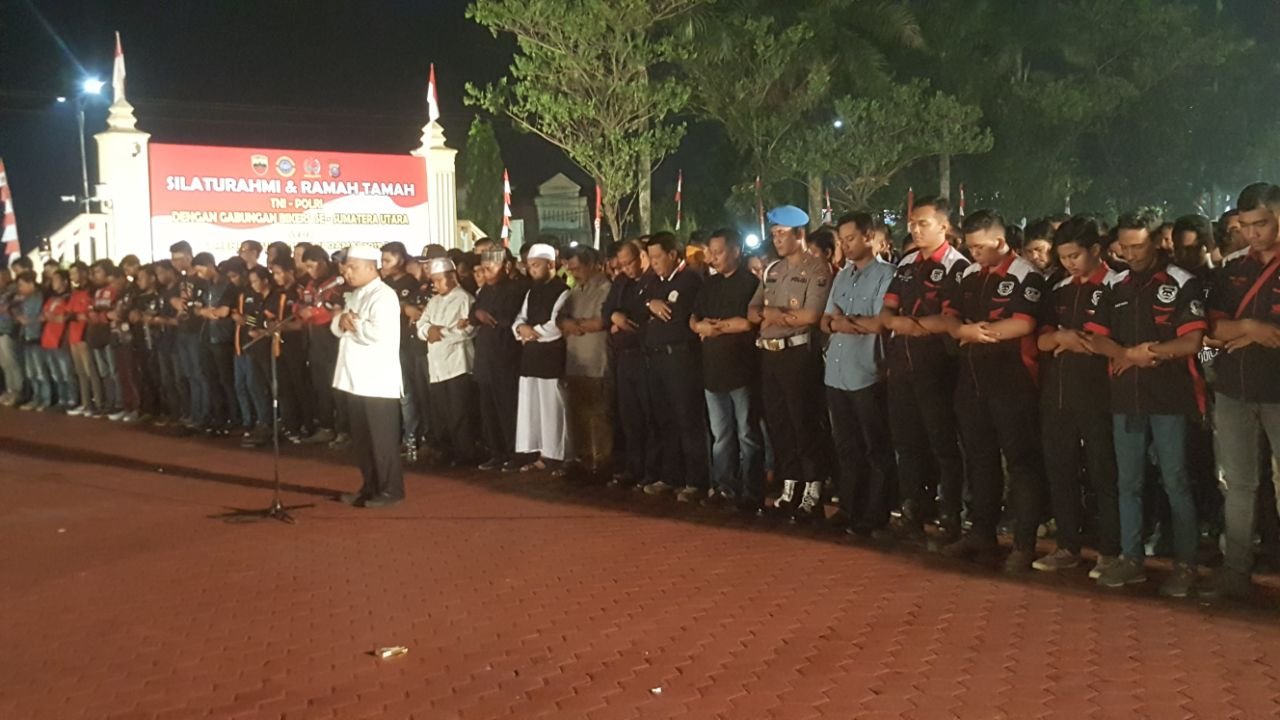 Kapolda Gelar Sholat Ghoib dan Kirim  Doa Buat Korban Gempa