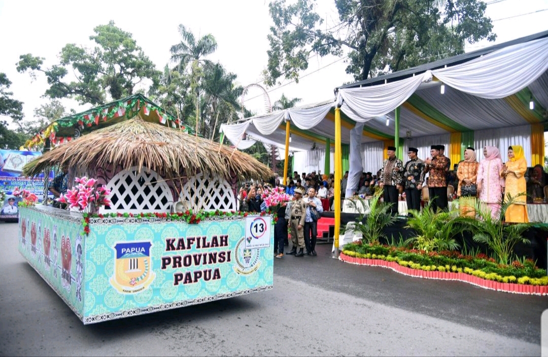 Pawai Ta’aruf MTQN XXVII Dimeriahkan Peserta  dari Seluruh Provinsi Indonesia