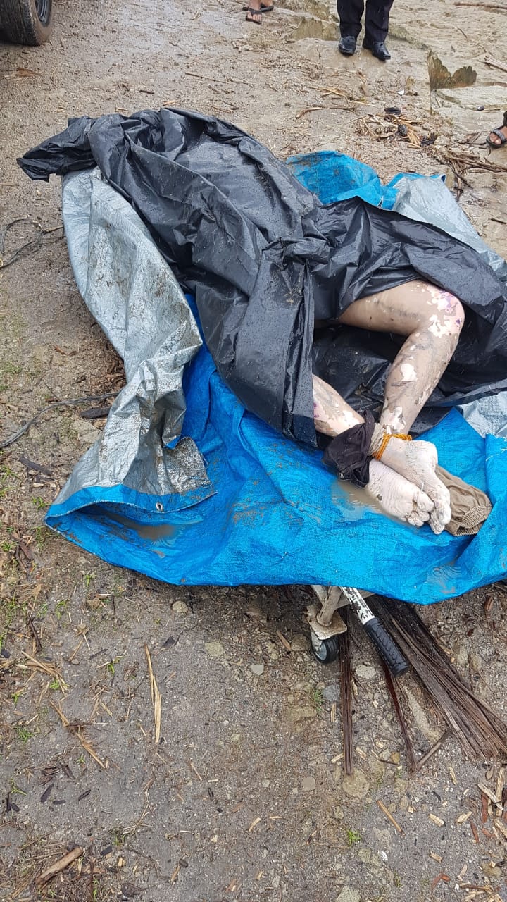 Mayat di Sungai Balumai, Tangan dan Kaki Terikat