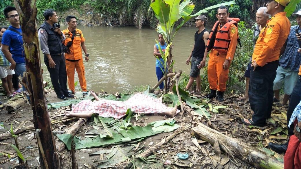 Penemuan Mayat Wanita Mengapung di Sungai Denai Gegerkan Warga