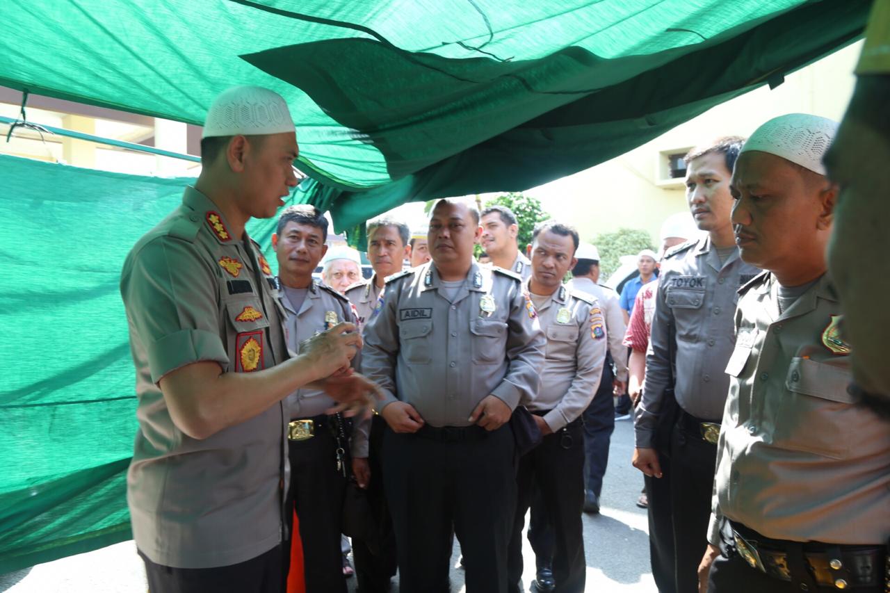 Pentingnya Polisi Belajar Mensholatkan  dan Memandikan Jenazah