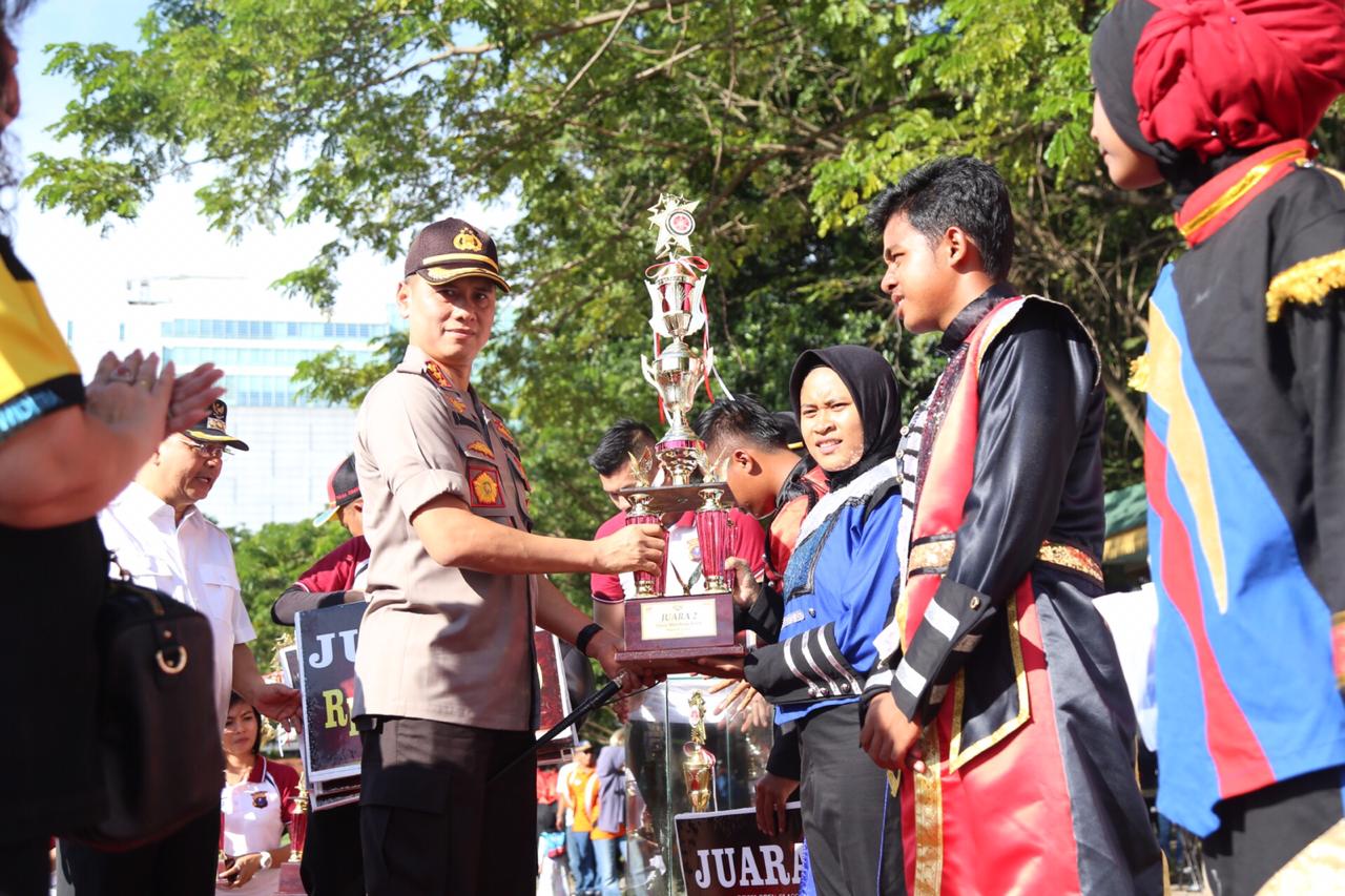 Kapolrestabes Hadiri Penutupan  Festival Open Marching Band