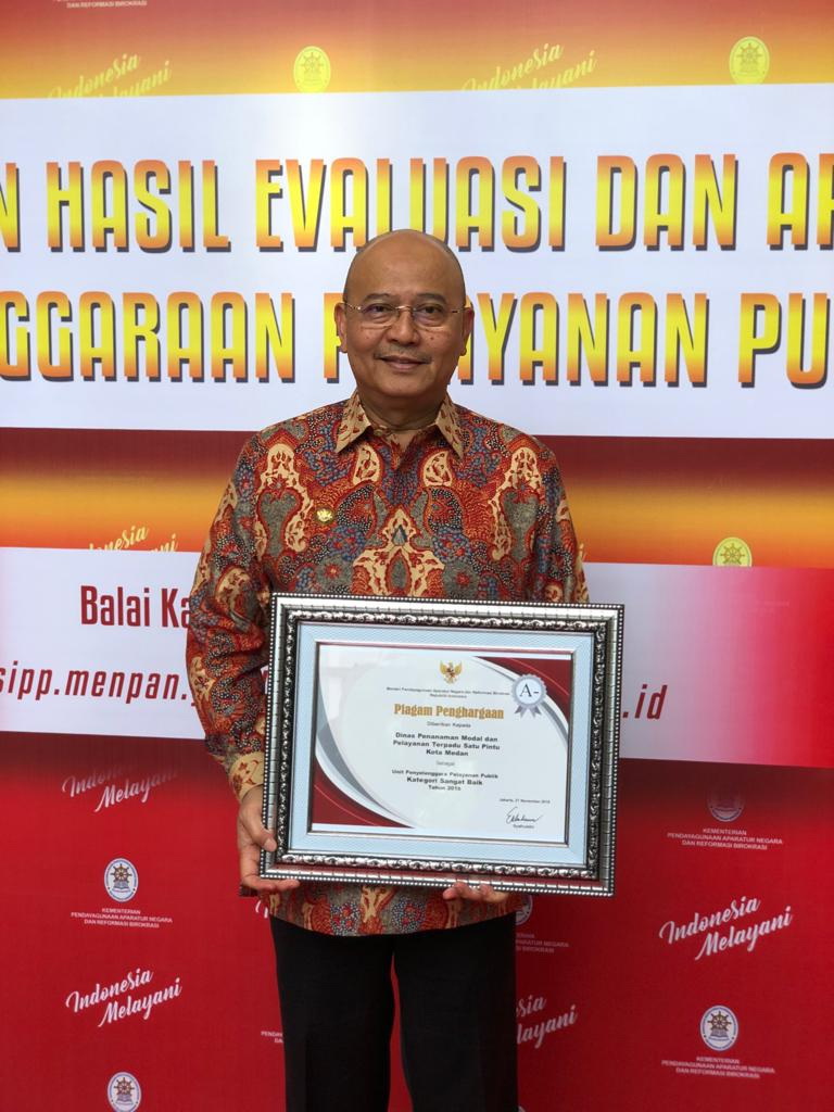 Raih Penghargaan,  Wali Kota Medan Eldin Persembahkan Pelayanan Publik Kategori A