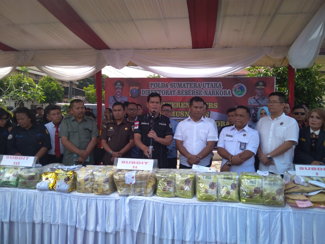 Poldasu Musnahkan Sabu Senilai Rp 130 Milyar