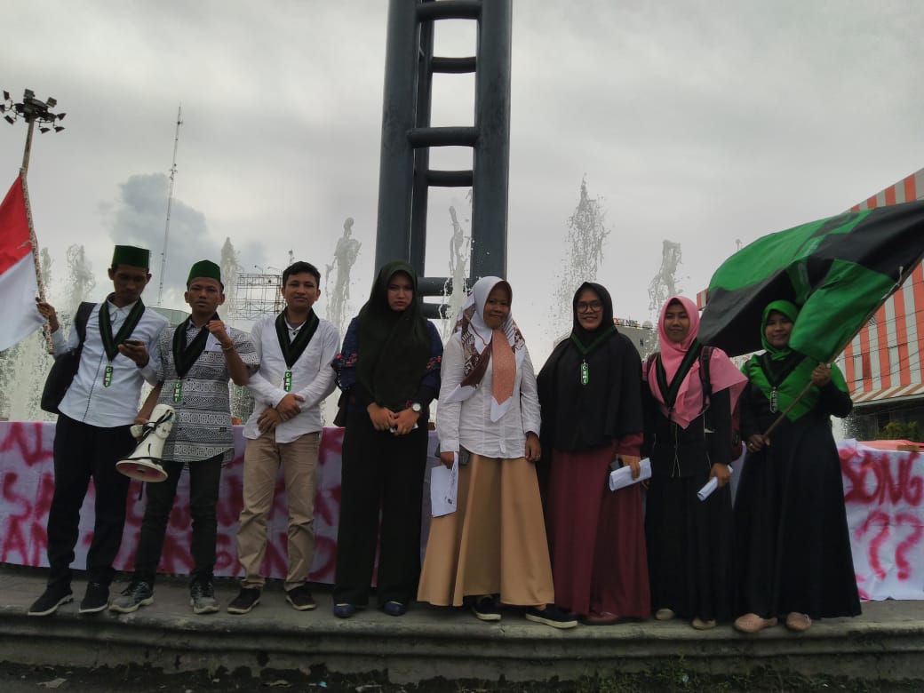 Peringatan HAM, Mahasiswa Tuntut Janji Jokowi- JK