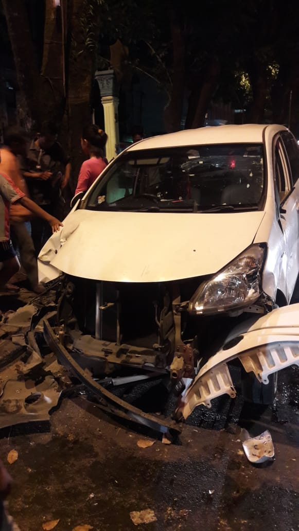 Mobil Avanza Kontra Honda Beat, Pengemudi dan Pengendara Masuk RS Sakit