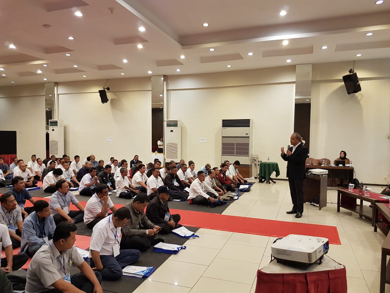 300 Pegawai PDAM Tirtanadi Ikuti Pelatihan Manajemen Qolbu di Garuda Plaza Medan