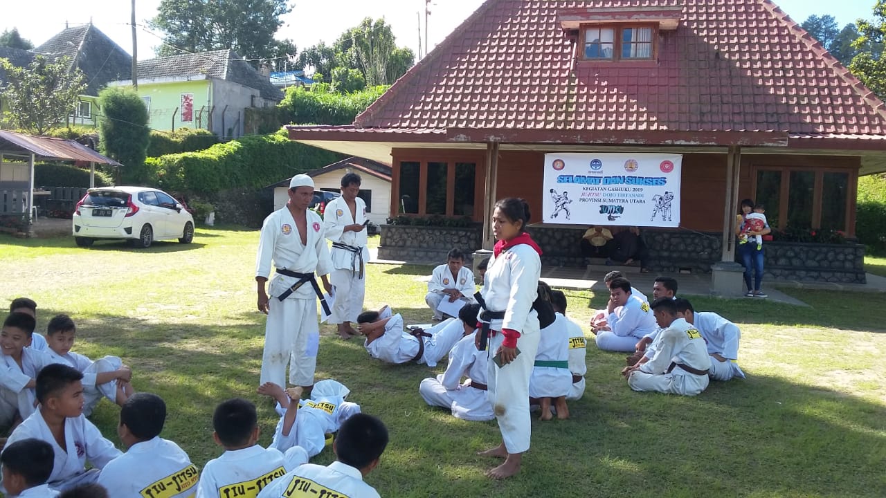 Dojo Ju Jitsu PDAM Tirtanadi Lakukan Gashuku Melatih Fisik