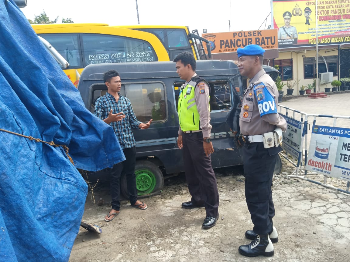 Sempat Kabur Usai Tabrak Motor,Keluarga Serahkan Supir Bus ke Polisi