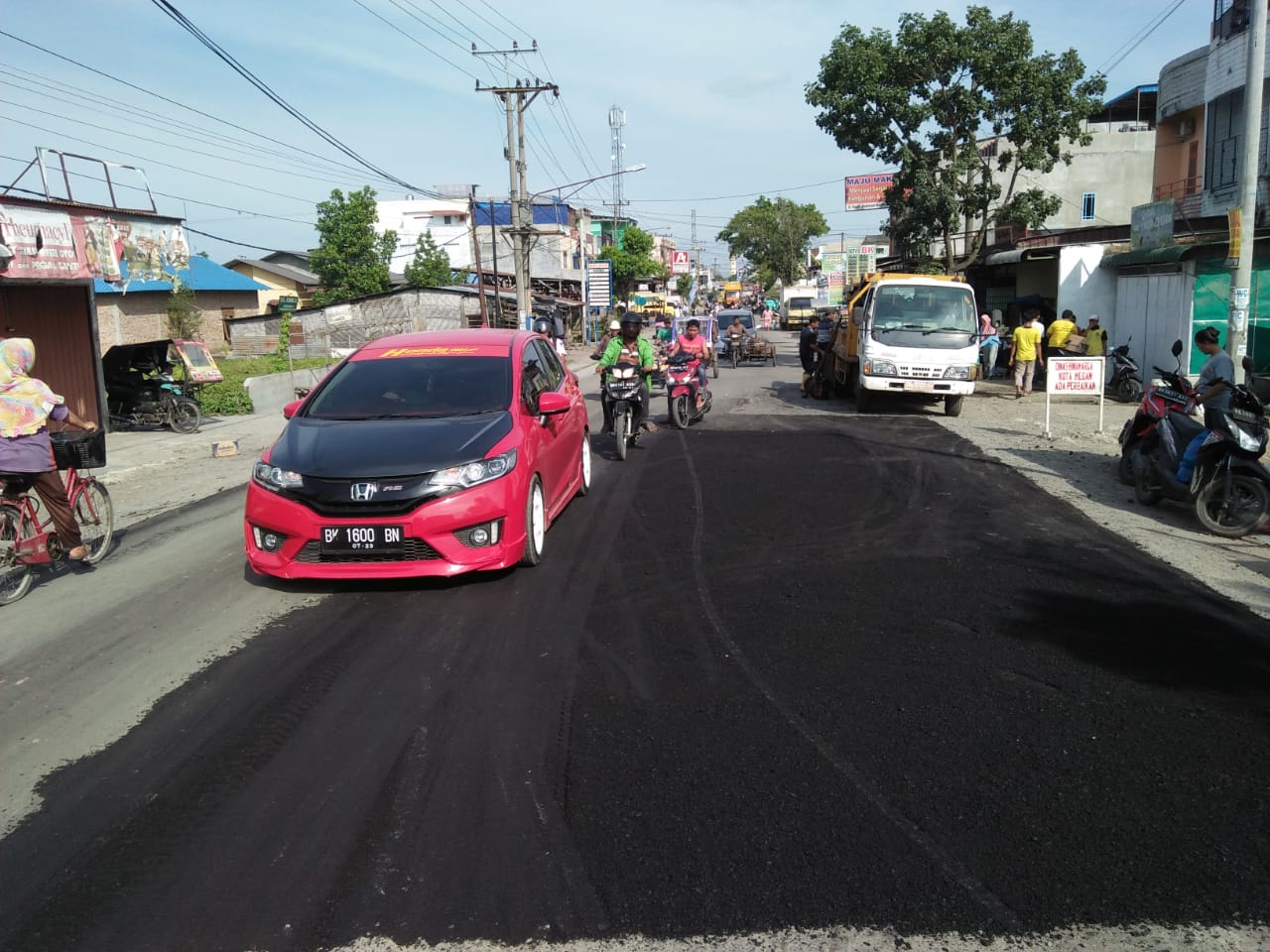 Wali Kota Instruksikan Dinas PU Perbaiki Jalan Rahmad Buddin