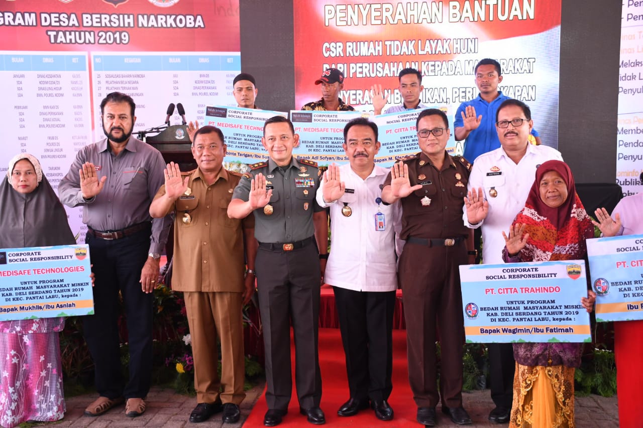 Pangdam I/BB Resmikan Pencanangan Desa BERSINAR di Pantai Labu