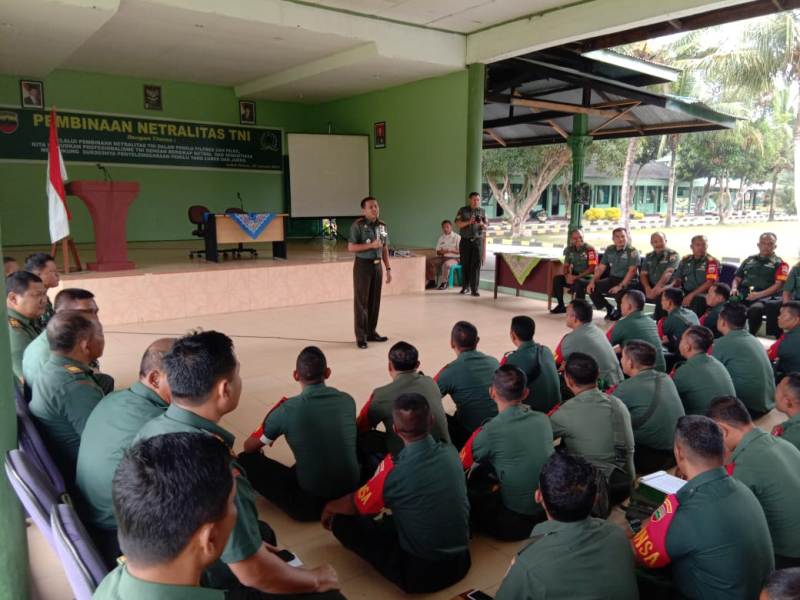 Dandim 0204/DS Beri Pembinaan Netralitas TNI Pada Jajaranya