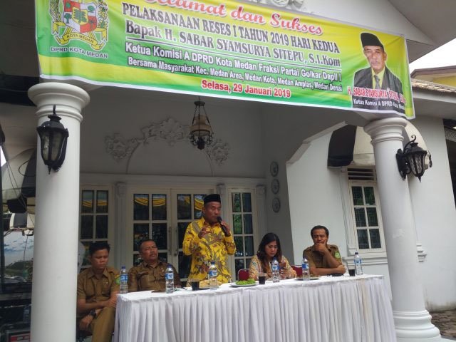 Ternak Kaki Empat Usik Kenyamanan Warga Medan Denai