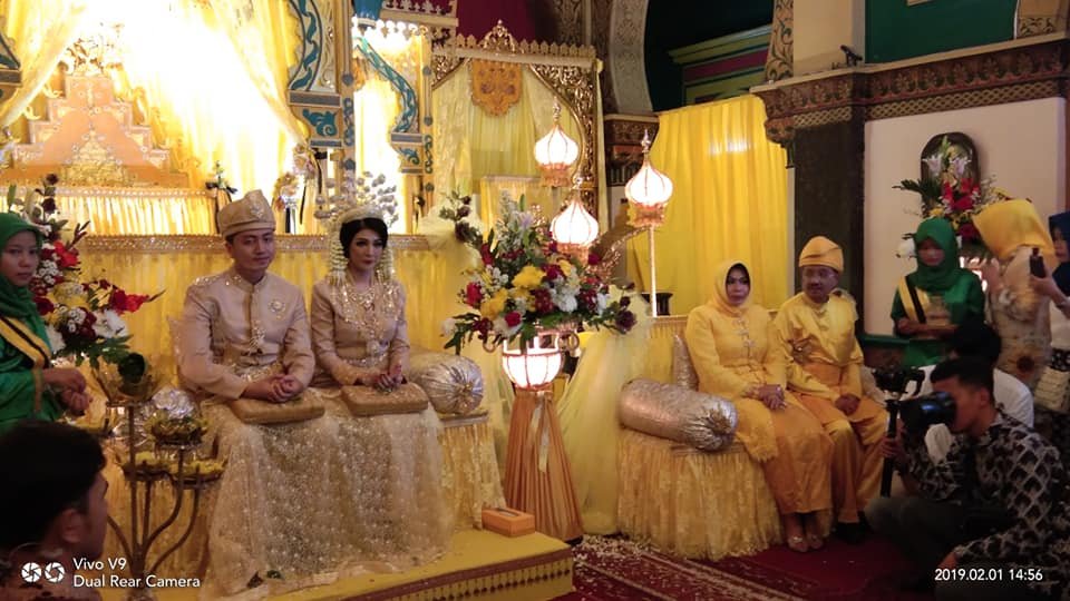 Mantan Gubau Ery Mantu, Sah Ryan jadi suami Ariska Putri