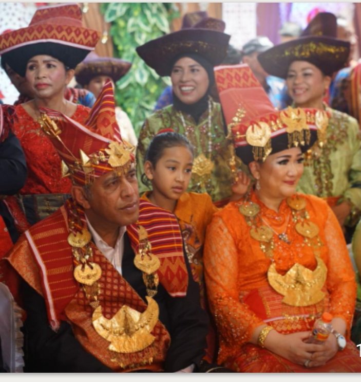 Kodrat Shah Ginting dan Istri Tercinta Jalani Prosesi Galari Utang Adat