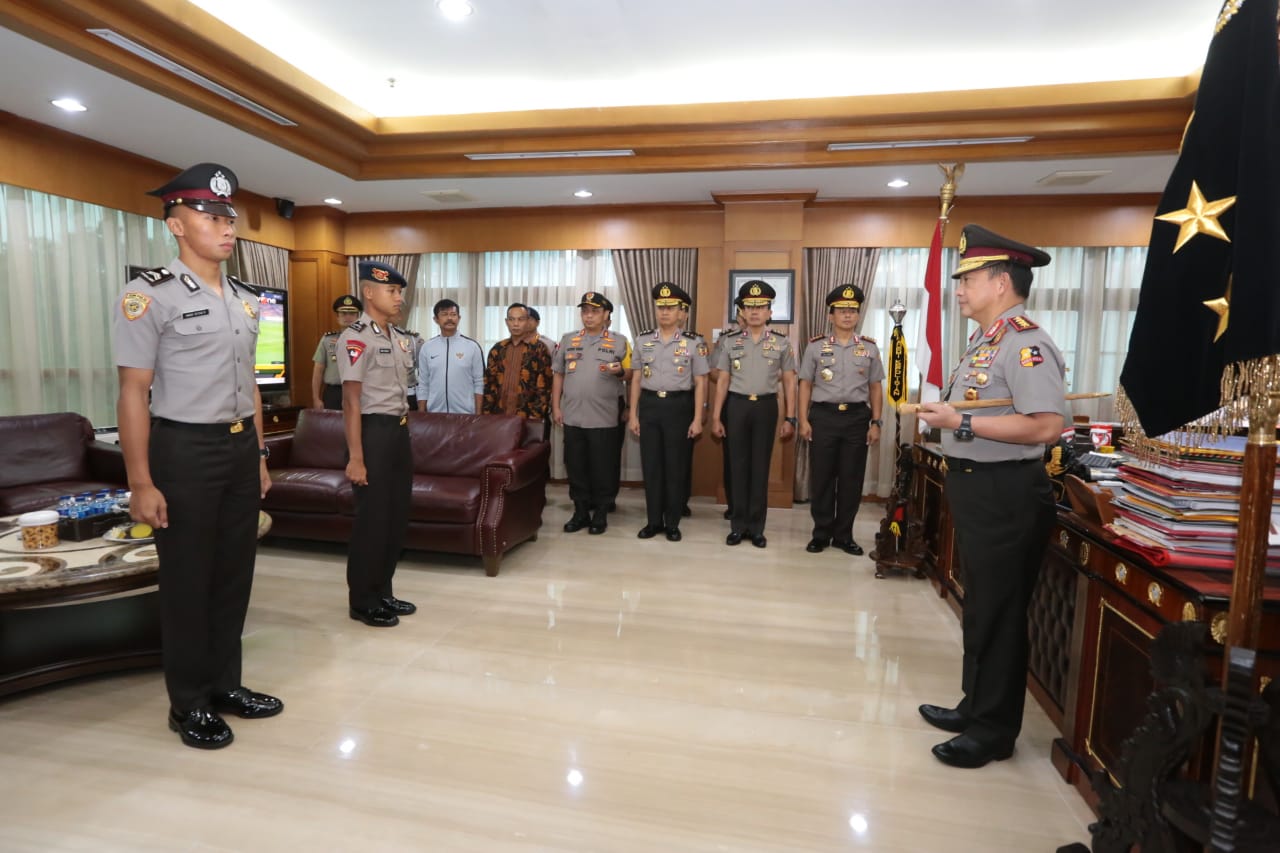 Antar Timnas Juara AFF, 2 Anggota Polri Terima KPLB