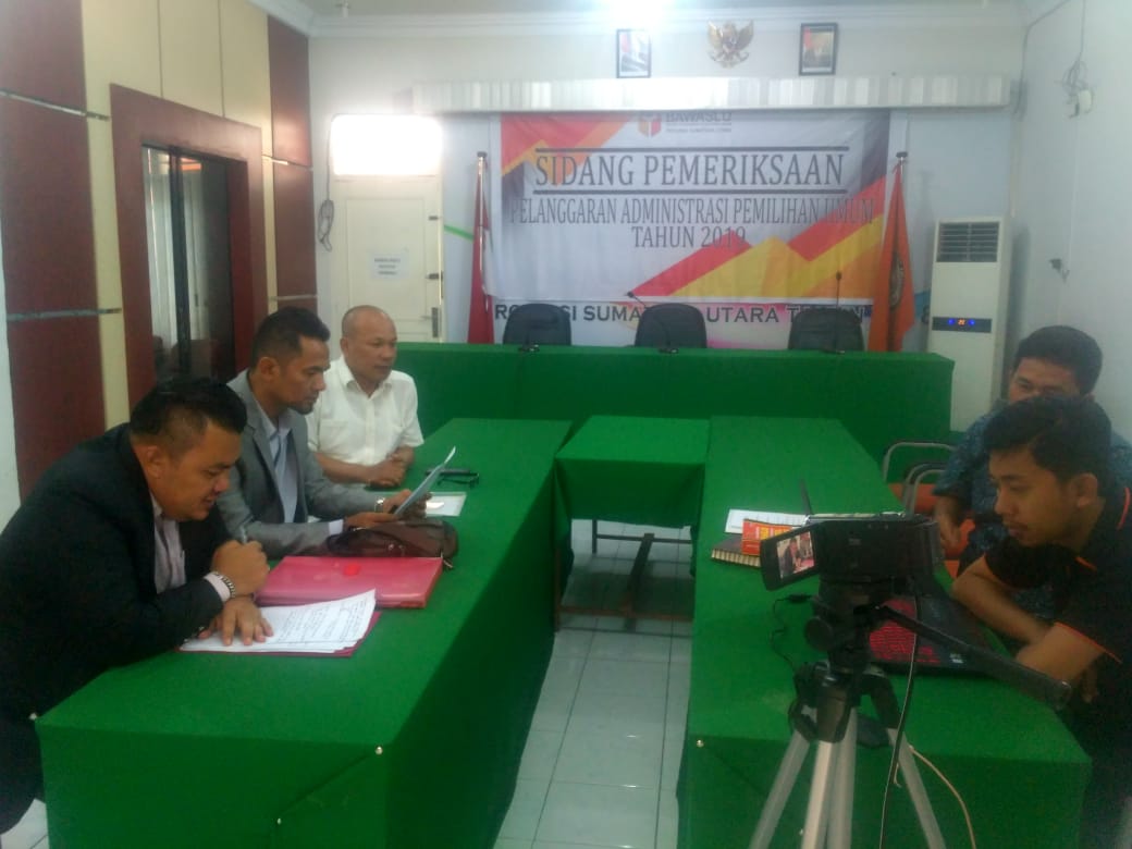 Diduga Kampanye Terselubung, Romo Terancam Sanski