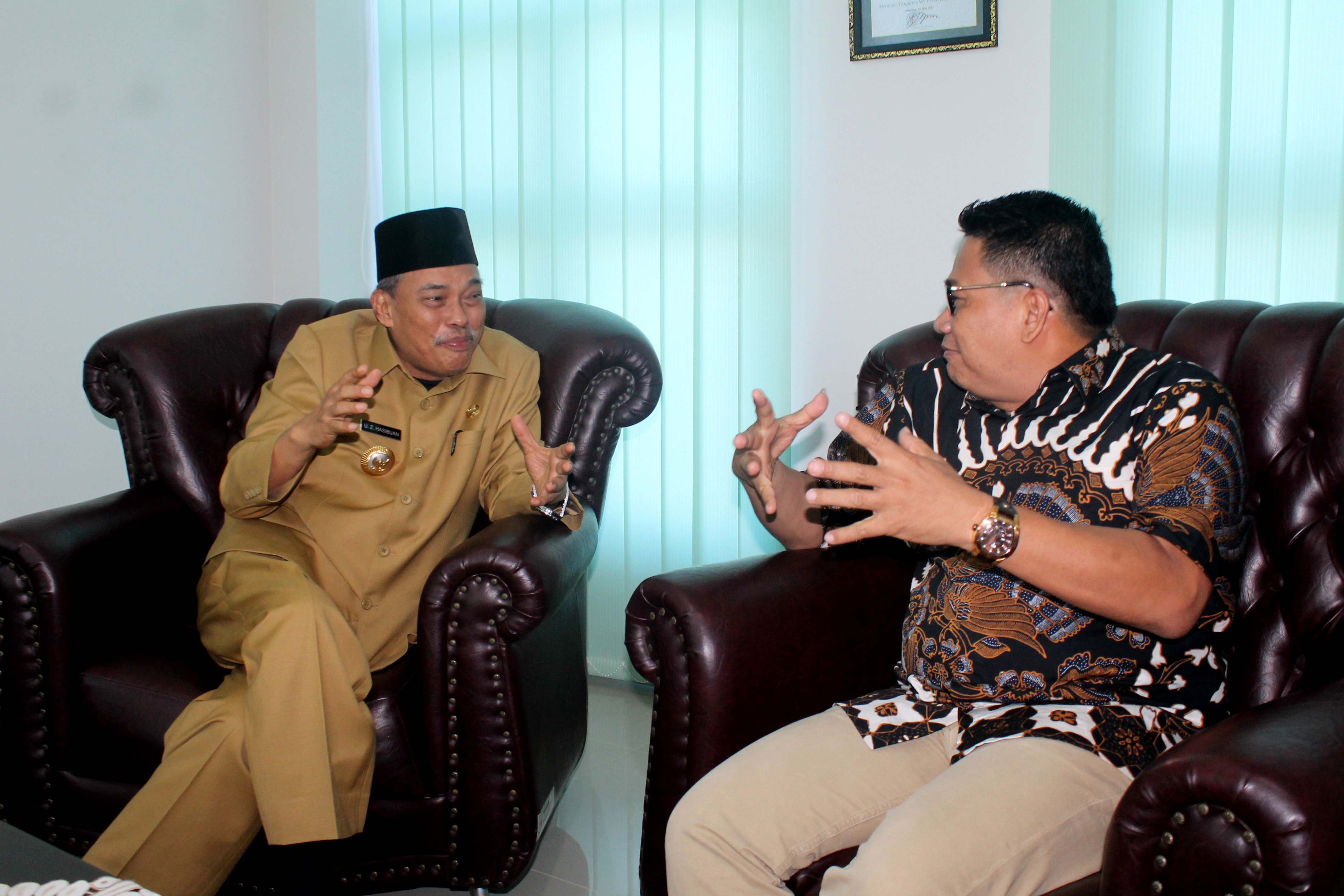 Walikota Tebing Tinggi Apresiasi Harian Sumut24 Raih Penghargaan, Sebagai Mitra Sejati