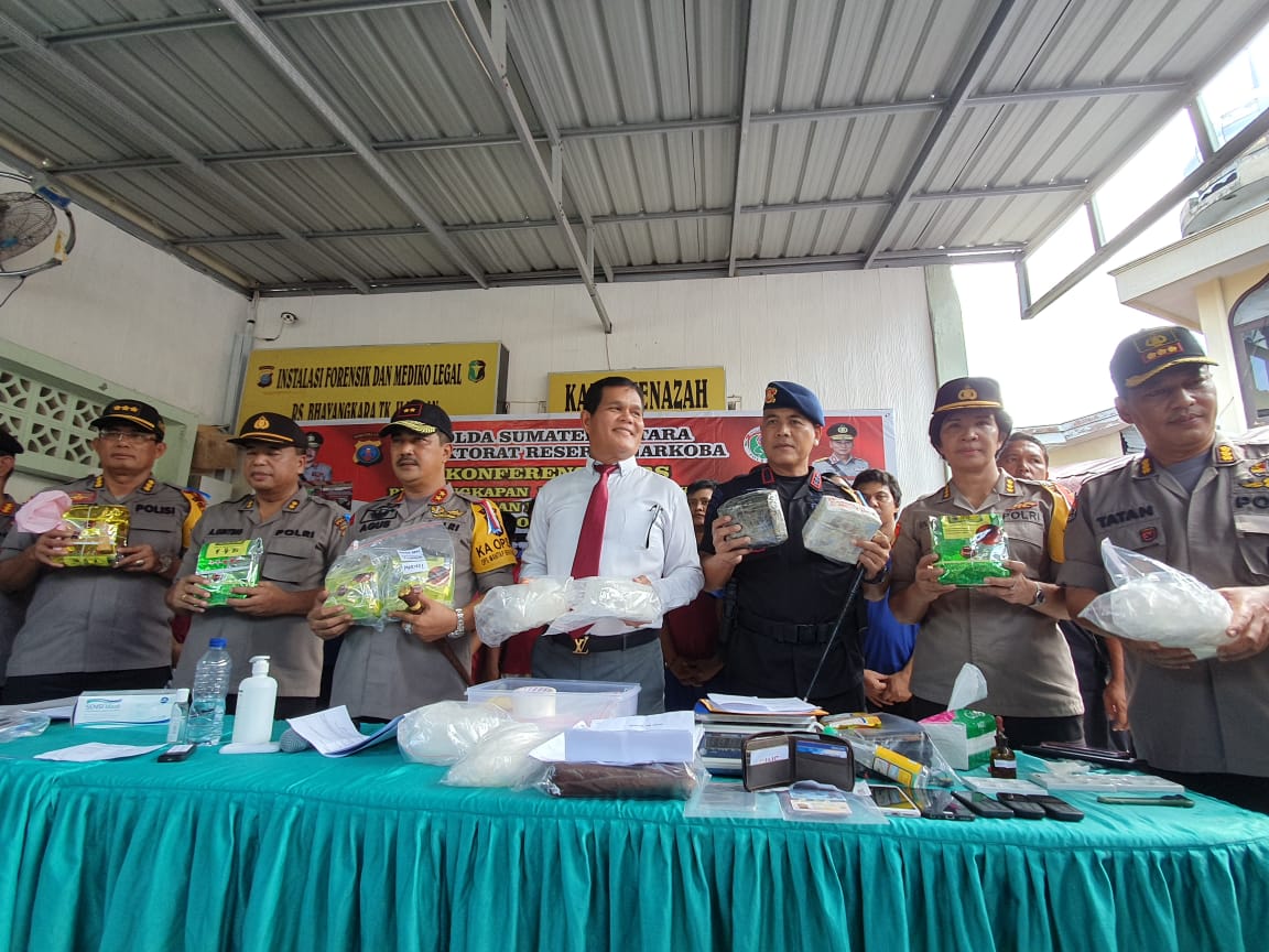 Dua WN Asing Tewas Ditembak Diduga Penyuplai Narkotika ke Indonesia