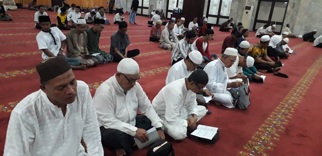 Iktikaf Perdana di Masjid Agung Medan Khusyuk dan Damai