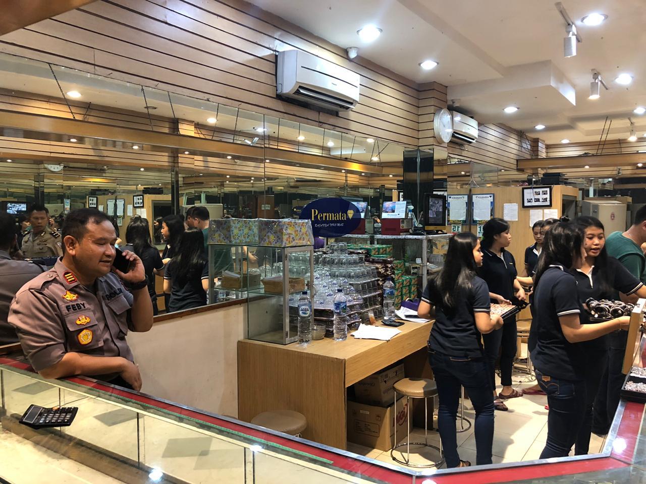 Perampokan Toko Emas di Tangerang, Pelaku Bawa Kabur 6 Kg Emas