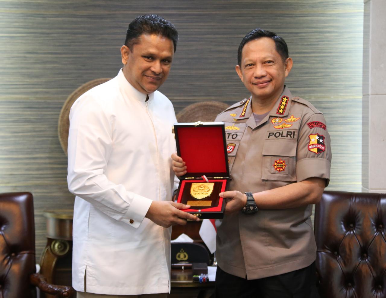 Kapolri Menerima Courtesy Call Dubes Republik Sosialis Demokratik Sri Lanka