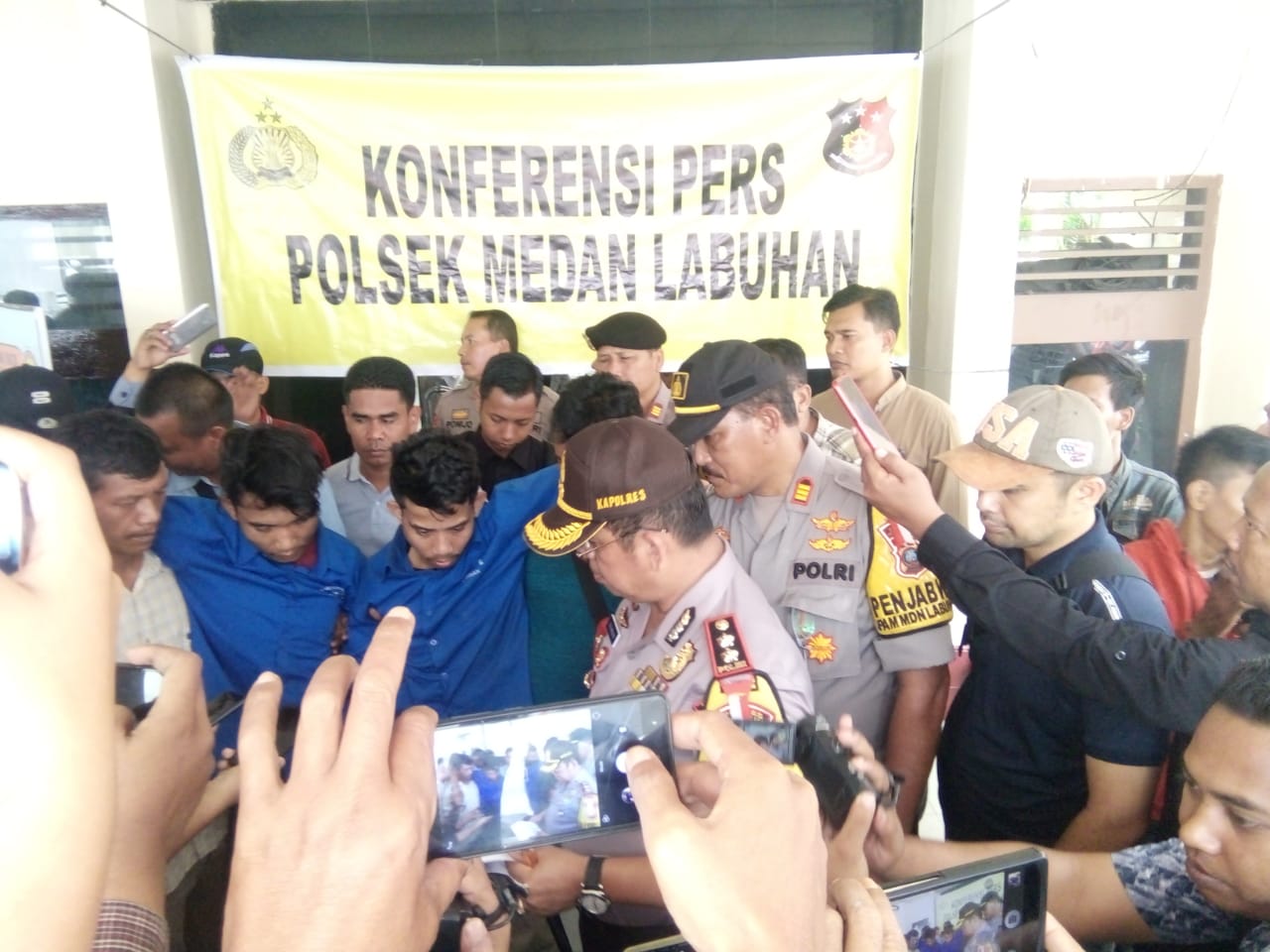 Kapolsek Medan Labuhan Berikan Rasa Aman, Dua Pencuri Toko Roti Aroma di Dor