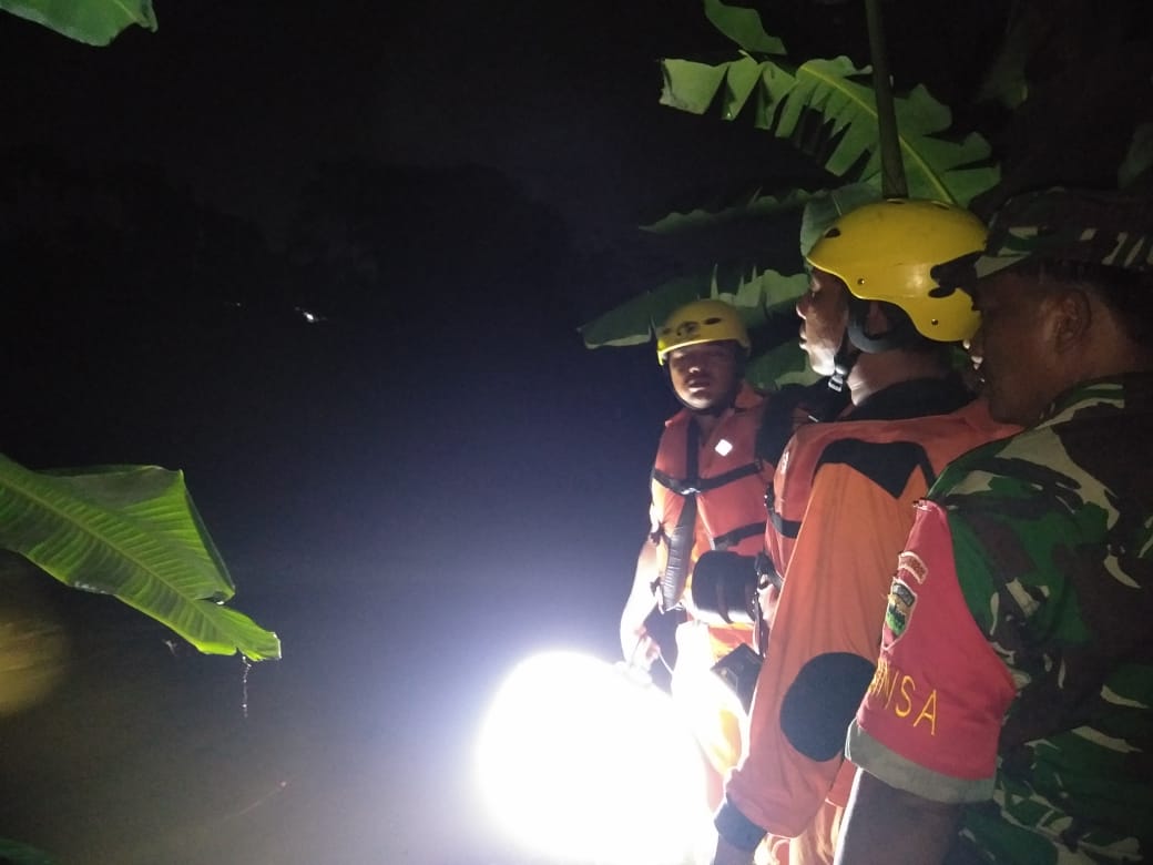 Nenek 80 Tahun Hilang Diduga Terbawa Arus Sungai Babura