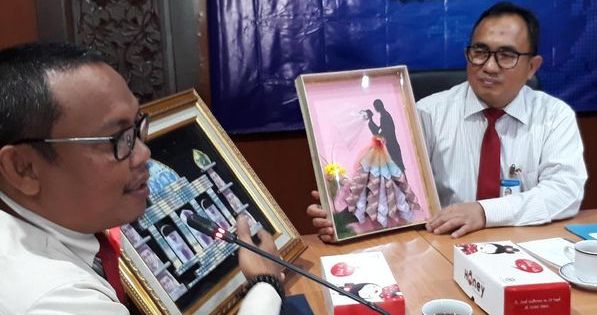 Melipat Rupiah Sebagai Mahar Nikah Bisa Dipenjara dan Denda Rp1 Miliar
