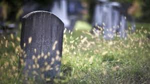 Diduga Karena Beda Pilihan, Makam Dipindah Keluarganya