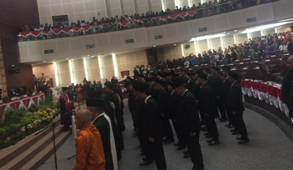 Ini Dia, 100 Anggota DPRD Sumut yang Dilantik
