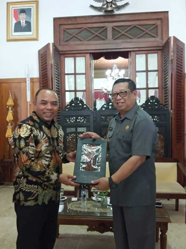 Plt Bupati Labuhanbatu Kunker ke Pemkab Tulungagung Jawa Timur