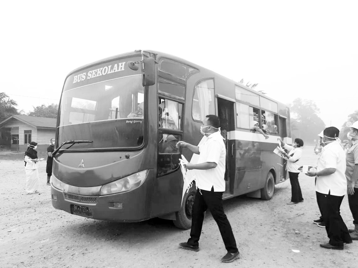 Puskesmas Aek Korsik Bagikan 2.000 Masker Kepada Masyarakat