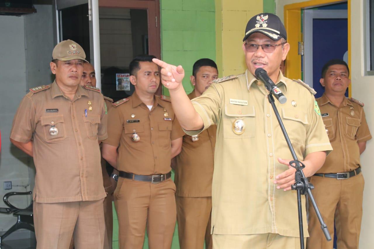 Wawako Akyar : Aparatur Kelurahan Harus Jadi Pelayan Masyarakat