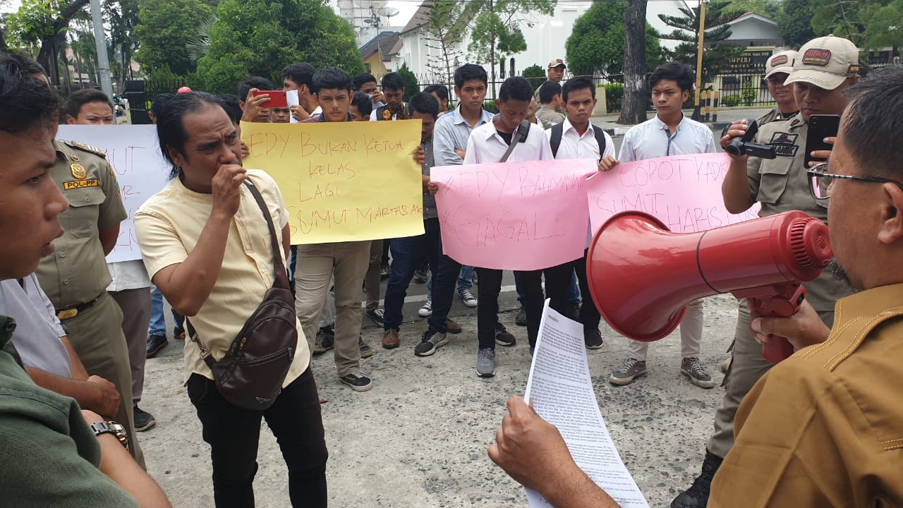 Demo Kantor Gubsu, OMMBAK Minta Kadishub Dicopot