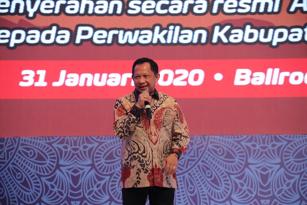 Mendagri Jenderal Pol Tito Apresiasi Pemprov Jatim atas Inisiatif Penggunaan Anjungan Dukcapil Mandiri 