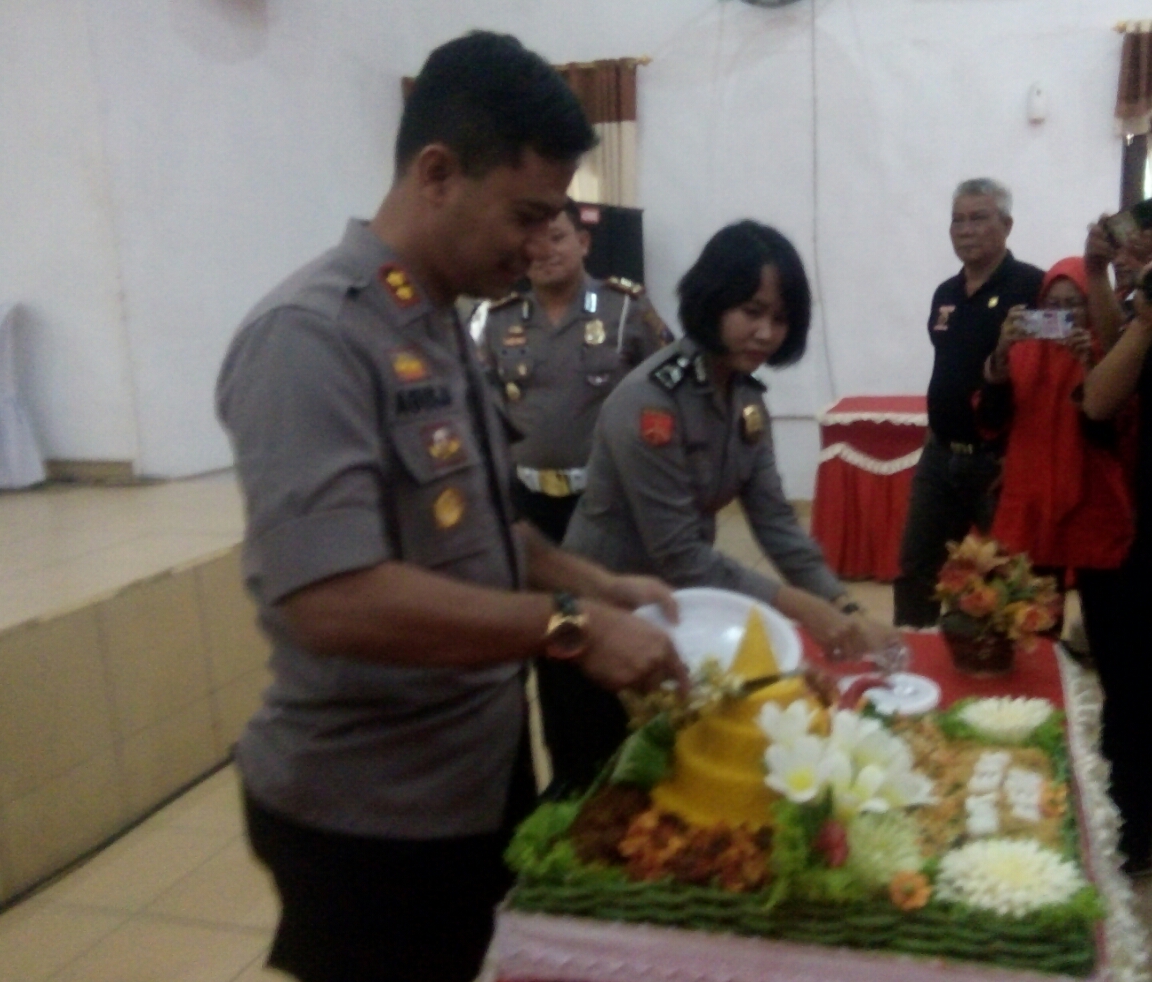 Polres Labuhanbatu adakan Syukuran Sambut Hari Pers