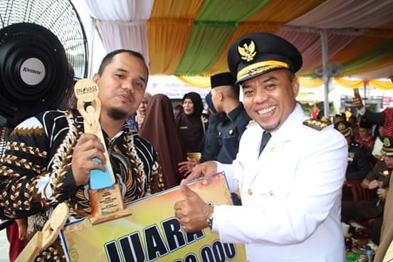 Bupati Labuhanbatu Deklarasi Pembangunan Zona Integritas dan Penyerahan Sertifikat Tanah