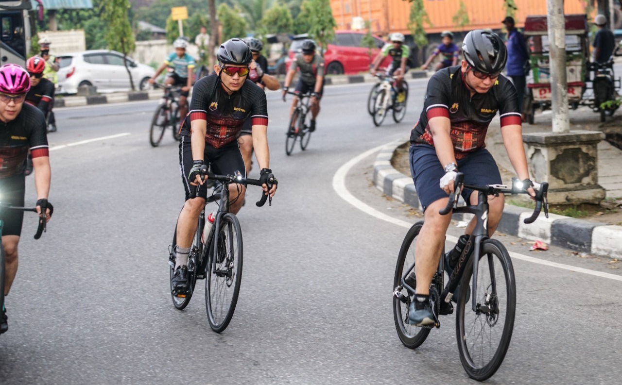 Ajak PJU Gowes 45 Km, Trik Kapoldasu dan Wakapoldasu Bangun Silaturahim