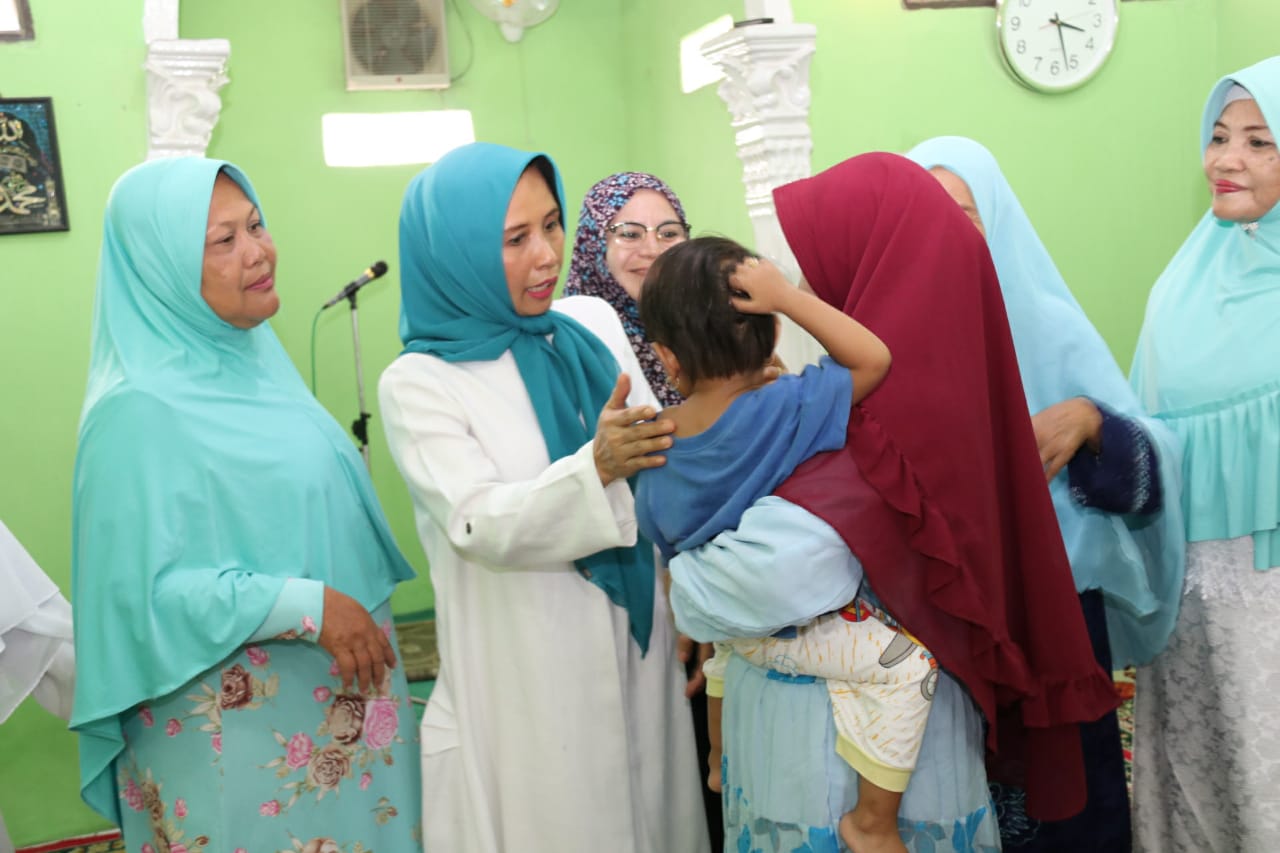 Nurul Akhyar Ajak Kaum Ibu Kurangi Penggunaan Plastik