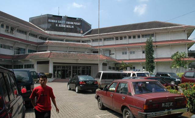 RS Adam Malik Pantau 18 Orang Terkait Corona