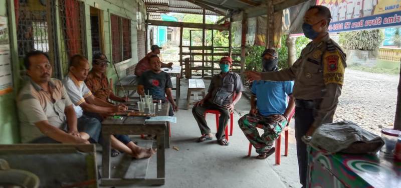 Babinkamtibmas Padang Tualang Rutin Melaksanakan Patroli