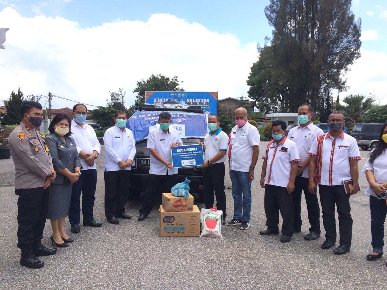 Bupati Karo Terima Donasi Bantuan dari PT Tirta Sibayakindo
