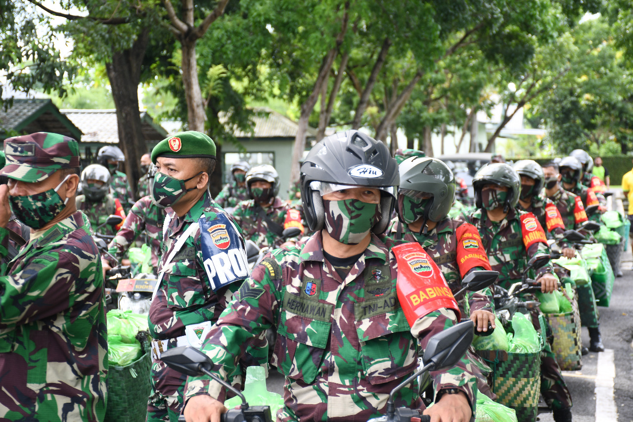 Dandim 0201/BS Kol Inf Roy Hansen J Sinaga : Kita Berperan Aktif Ikut Membantu Door to Door Cegah Virus Corona