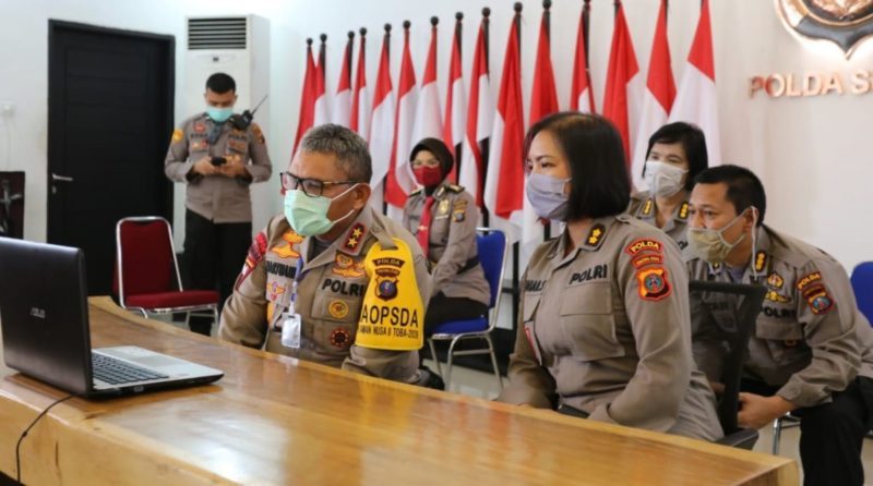 Live Video dengan Petugas Medis Covid-19-Kapolda Sumut : Tenaga Medis Adalah Pahlawan Kita