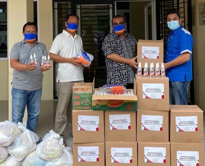 Bantuan Bank Sumut dan Berbagi Donasi, PWI Sumut Kembali Serahkan Paket Sembako