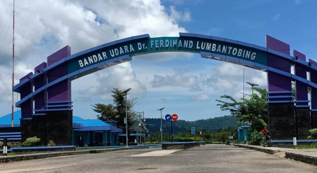 Tak Ada Penumpang, Bandara FL Tobing Pinangsori Lumpuh