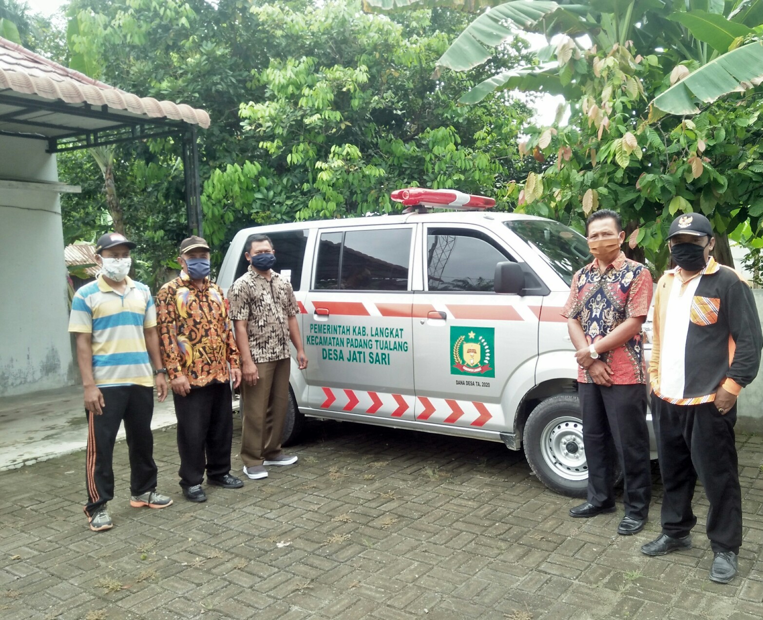 Desa Jati Sari Kini Miliki Mobil Ambulance Sendiri