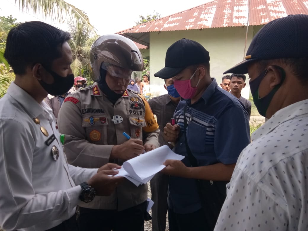 Guna Menyalurkan Bantuan Pemprovsu, Kapolres Langkat Data Warga Door To Door